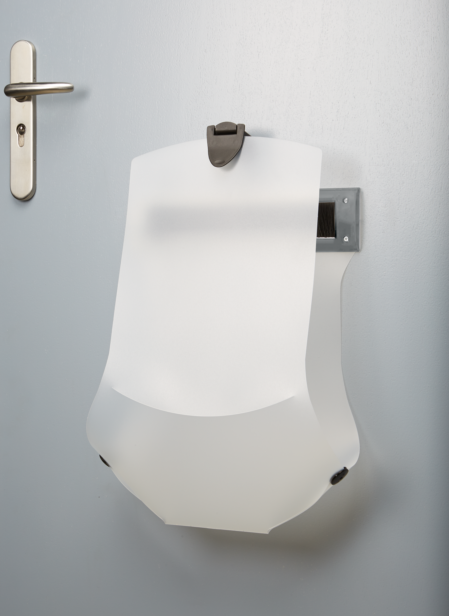 SecuCare Post catcher with draught excluder