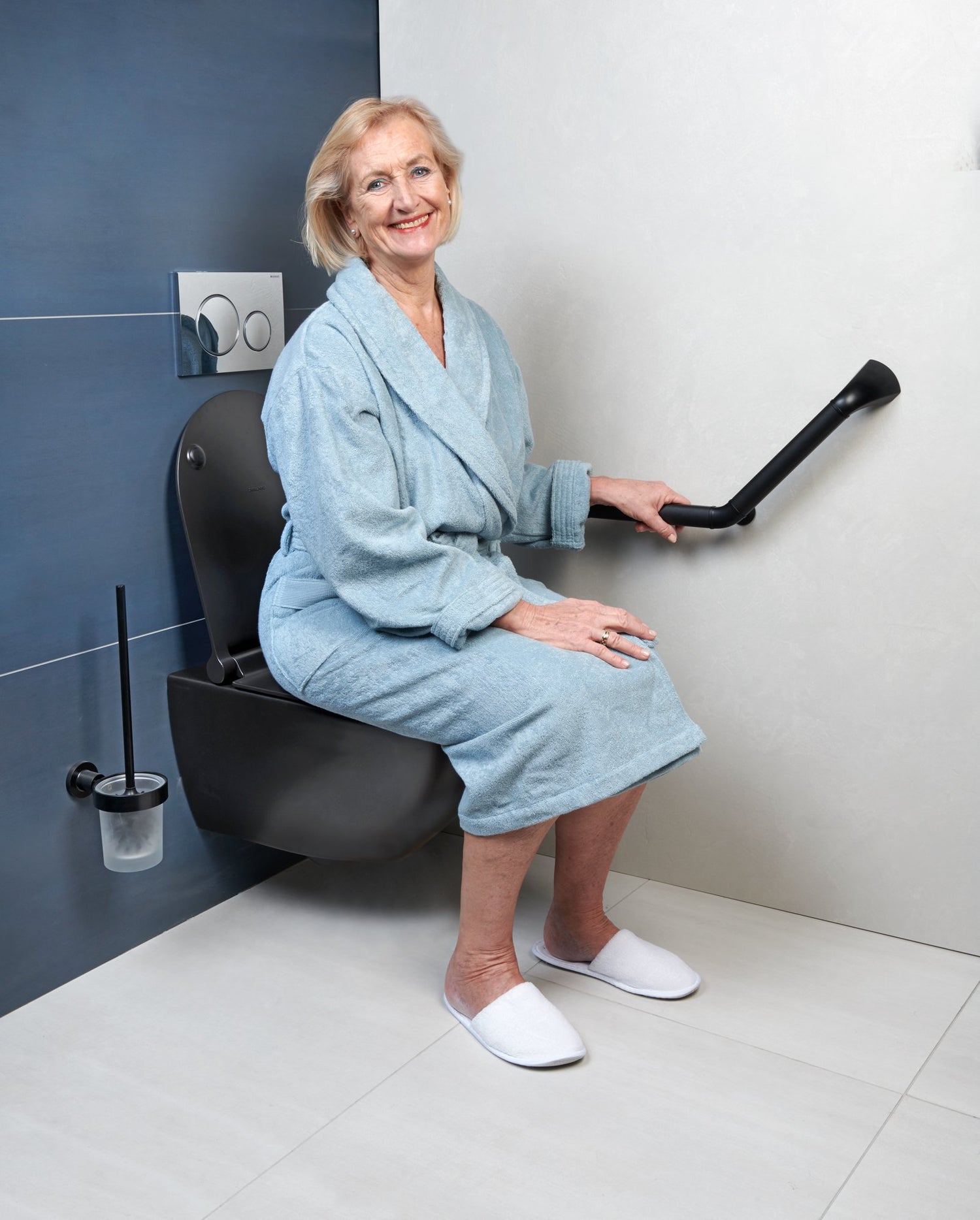 SecuCare Grab Bar Aluminium 45˚ angle, black